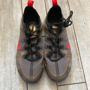 Womens Nike Vapormax size 8
